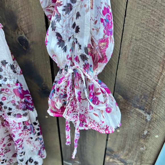 Free People effortlessly femme with babydoll style and balloon sleeves with ties - Picture 2 of 6